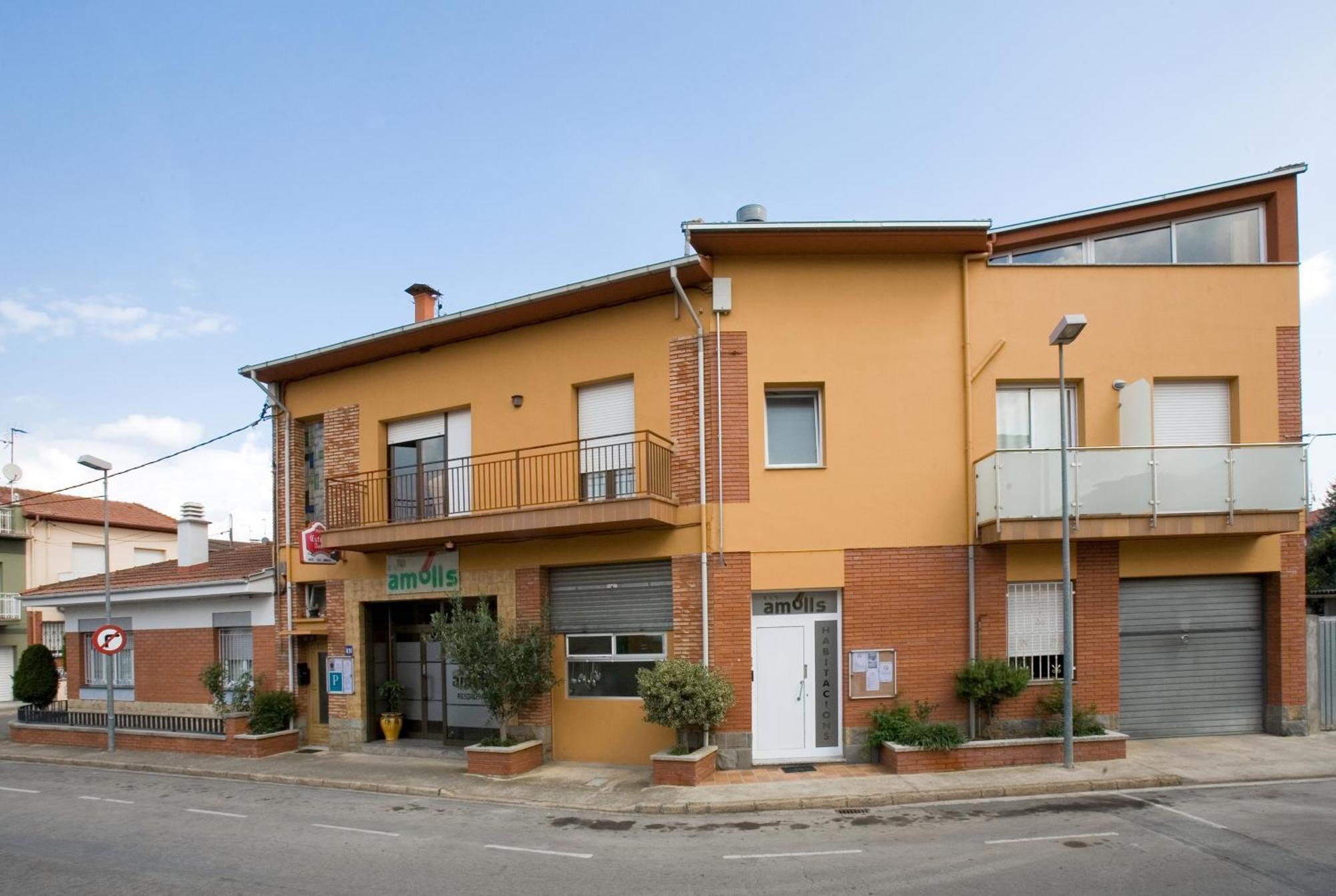 Amolls Restaurant I Habitacions Olot Luaran gambar