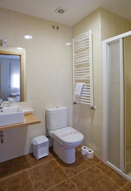 Amolls Restaurant I Habitacions Olot Luaran gambar